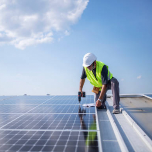 Instalação de sistema de energia solar fotovoltaica por Felipe Costa